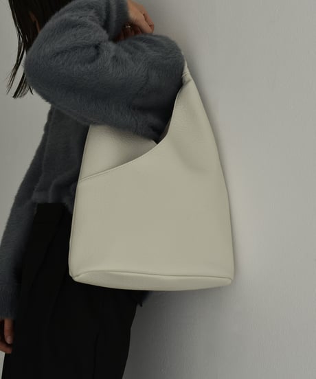 bag2-02640　ワンハンドルバッグ　オフホワイト　ブラック