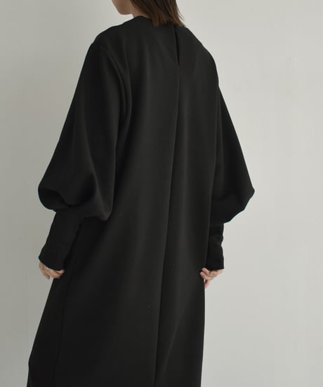 onepiece-12012　タックスリーブ ダンボールニット ワンピース　チャコール　ブラック