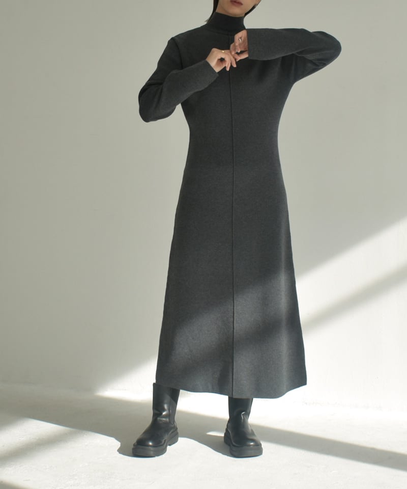 onepiece-02082 スリットスリーブ シームデザインニット ワンピース