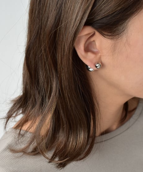 mb-ps-02282　シルバーメタルボールダブルピアス　8mm×14mm　チタン製ピン仕様☆WA04