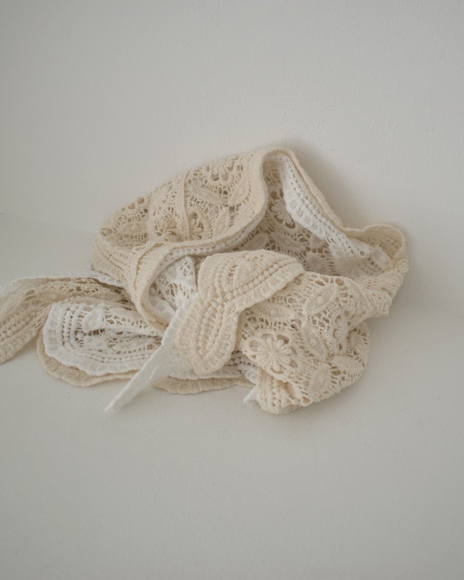 nh-scarf-02003 クロシェ バブーシュカ オフホワイト ベージュ | L