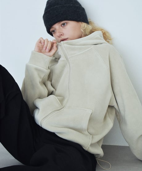 tops-02642　ドロスト フリース ジップ パーカー　エクリュ　ブラック