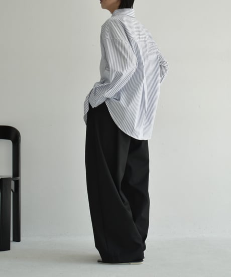 tops-02521　オーバーサイズ ストライプ シャツ　ホワイト　ネイビー