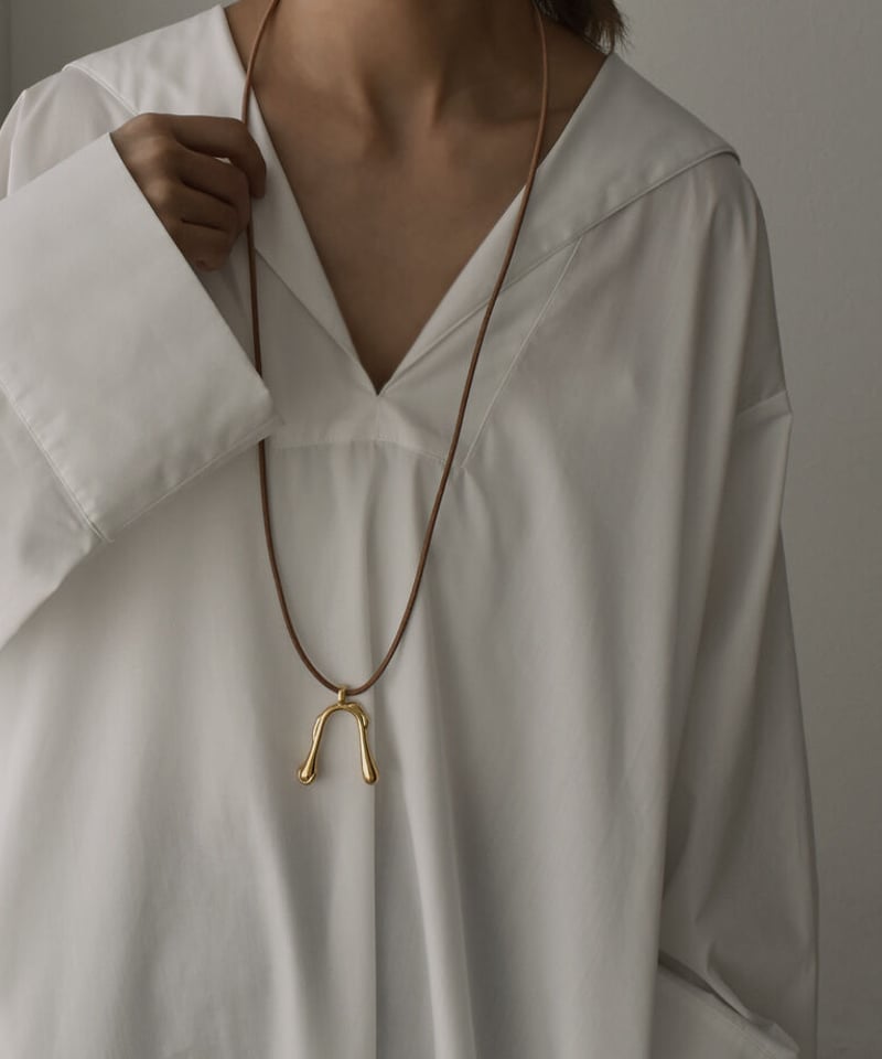 mb-necklace2-02050 Drooping レザーコードネックレス ゴールド mb-necklace2-02050 Drooping レザーコードネックレス ゴールド