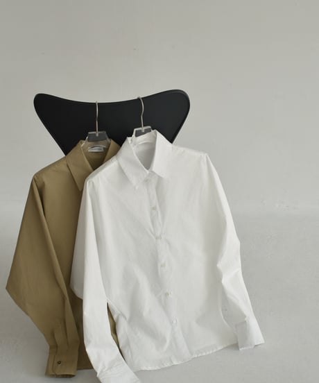 tops-02529　バックボタンデザインシャツ　ホワイト　ベージュ