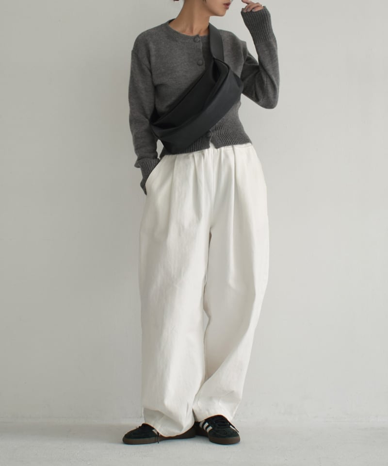 bottoms-12008 タックワイドコクーンパンツ オフホワイト | L bottoms-12008 タックワイドコクーンパンツ オフホワイト | L