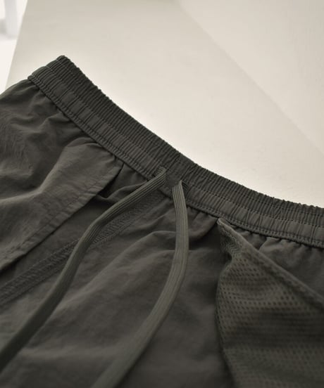 mb-swim-02450　ナイロンタフタ スイムショートパンツ　キャメルベージュ　チャコール　ブラック