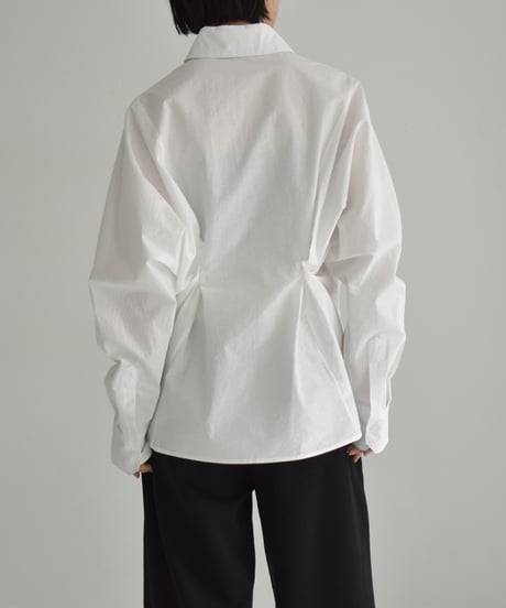 tops-02529　バックボタンデザインシャツ　ホワイト　ベージュ