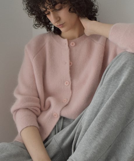 knit-02370　アルパカ混 クルーネック ニット カーディガン　ピンク　グレー