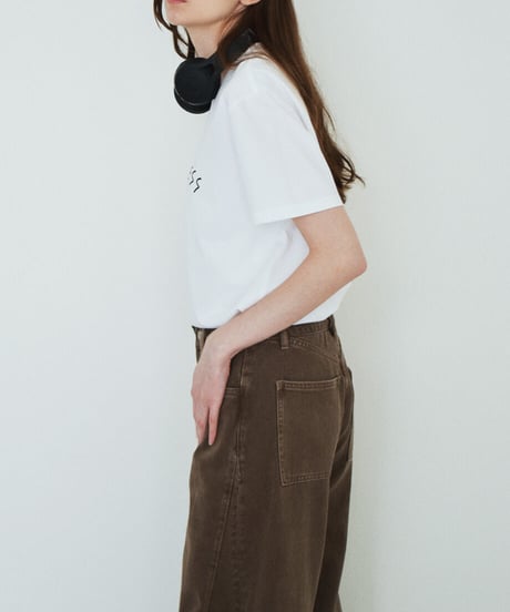nh-tops-02621　テキスト ロゴ Tシャツ　ホワイト　チャコール　ブラック