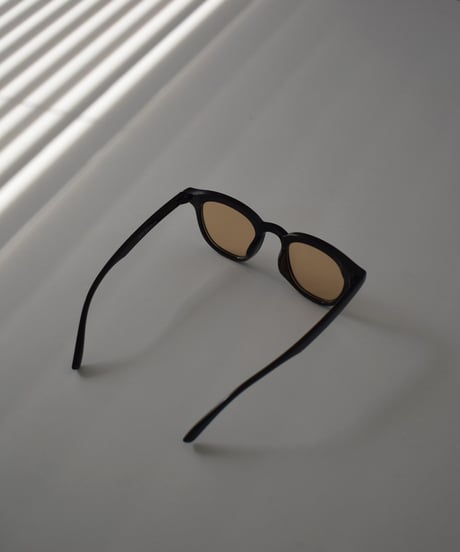sunglasses-02043　UV400　ブラックフレーム サングラス　ライトブラウン　ダークブラウン　ブルー　ブラック