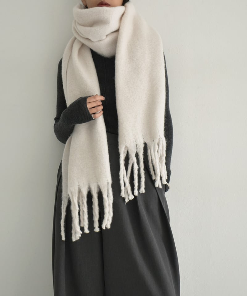 muffler-02022 ボリューム フリンジ マフラー エクリュ ブルー