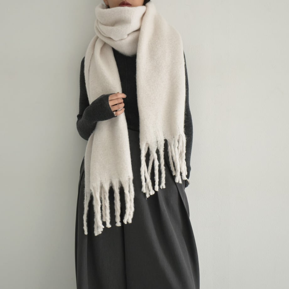 muffler-02022 ボリューム フリンジ マフラー エクリュ ブルー