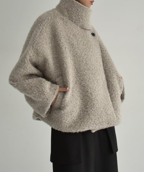 coat-02052　ウール混 ハイネック ブークレ ショート コート　ライトグレージュ　モカ