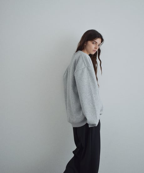 【UNISEX】 tops-02590　"SOT SO FAR"  ロゴ プルオーバー　グレー　ブラック