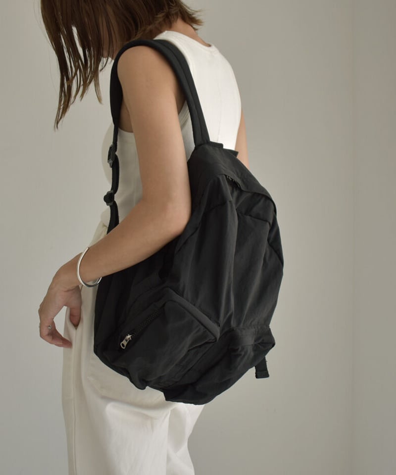 bag2-02632 撥水 ナイロンデイパック ベージュ ブラック | L