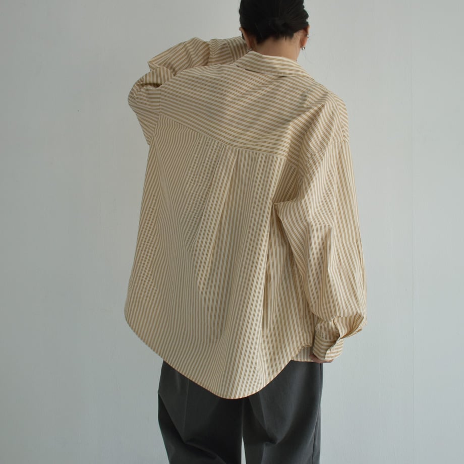 tops-02453 オーバーサイズ ストライプシャツ キャメル | L a v i s h