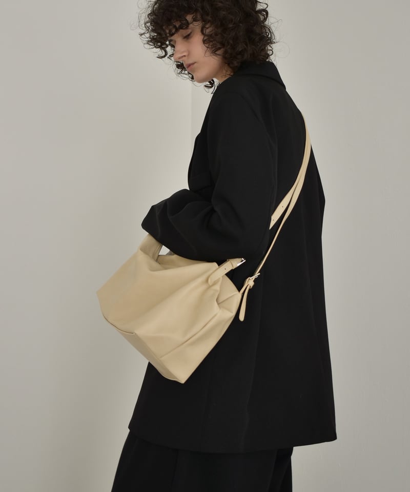 bag2-02668 2way ボックス バッグ エクリュ ブラウン ブラック | L a v