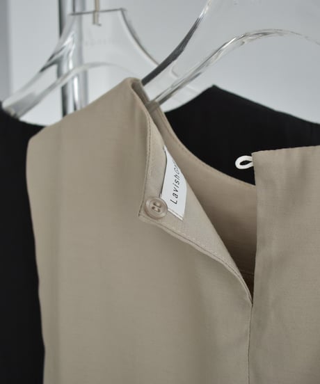 tops-12013　ショルダータック ノースリーブ トップス 《セットアップ可能》　モカベージュ　ブラック