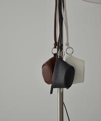 nh-goods-02001　フェイクレザー ネックポーチ　ホワイト　ブラウン　ブラック