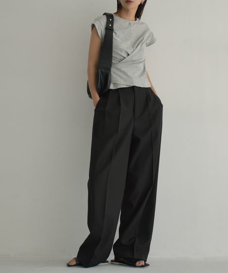 nh-tops-02500　ツイストデザインTシャツ　ホワイト　グレー　ブラック