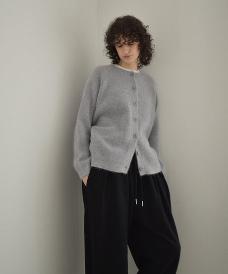 knit-02370　アルパカ混 クルーネック ニット カーディガン　ピンク　グレー