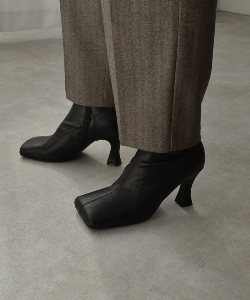 shoes-02116 ワイドスクエアトゥ ヒールブーツ エクリュ shoes-02116 ワイドスクエアトゥ ヒールブーツ エクリュ