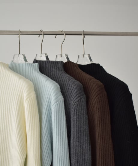 knit-02358　リブ ハイネック ニット トップス　オフホワイト　アイスブルー　グレー　ブラウン　ブラック