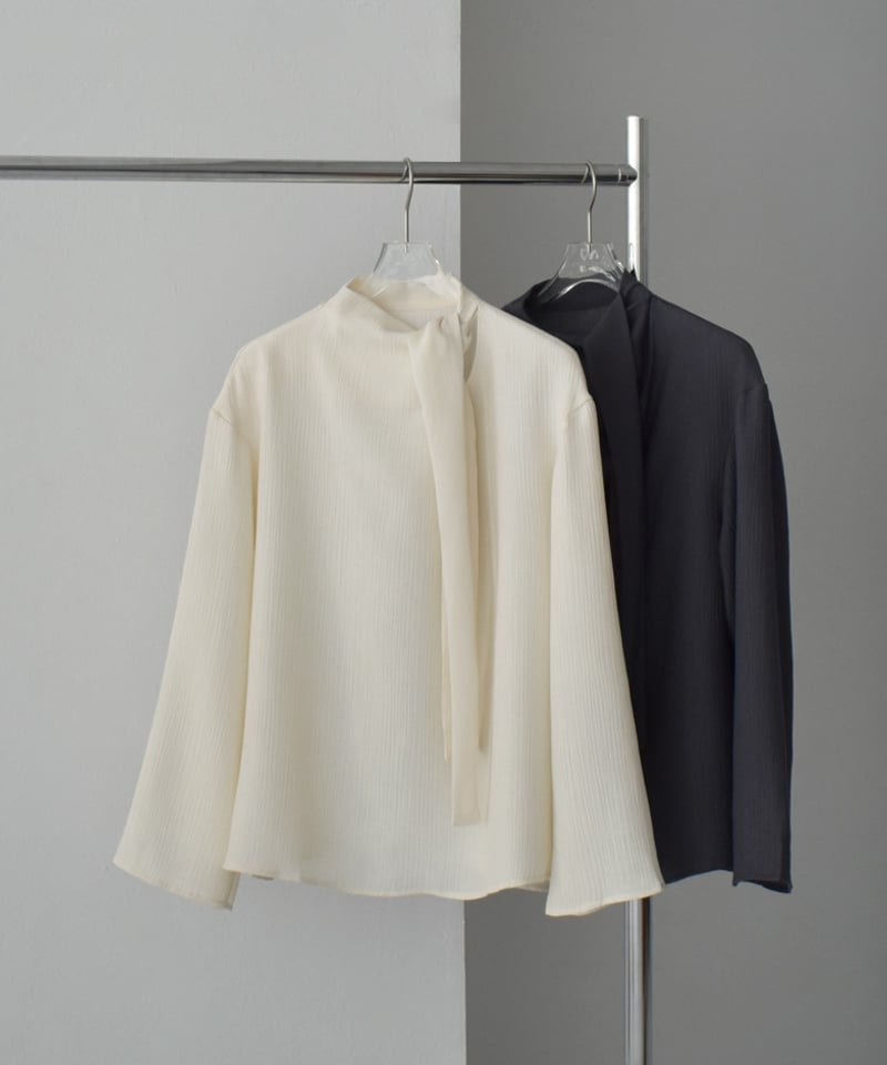 tops-02520 アシンメトリー ボウタイブラウス エクリュ チャコール | L