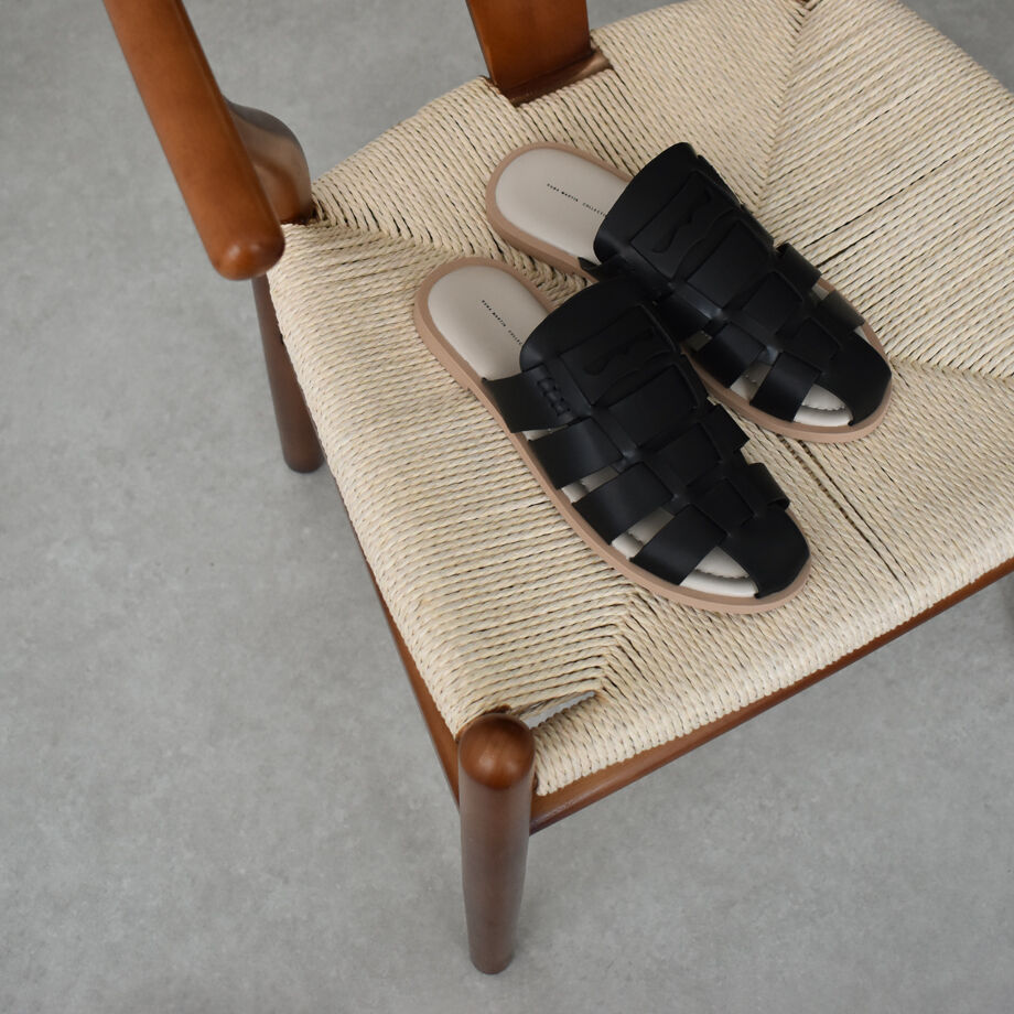 uni's room■3color ライクレザーグルカスリッパ SS-SS25-89 shoes-02157 グルカスリッパサンダル ブラック | L a v i s h G