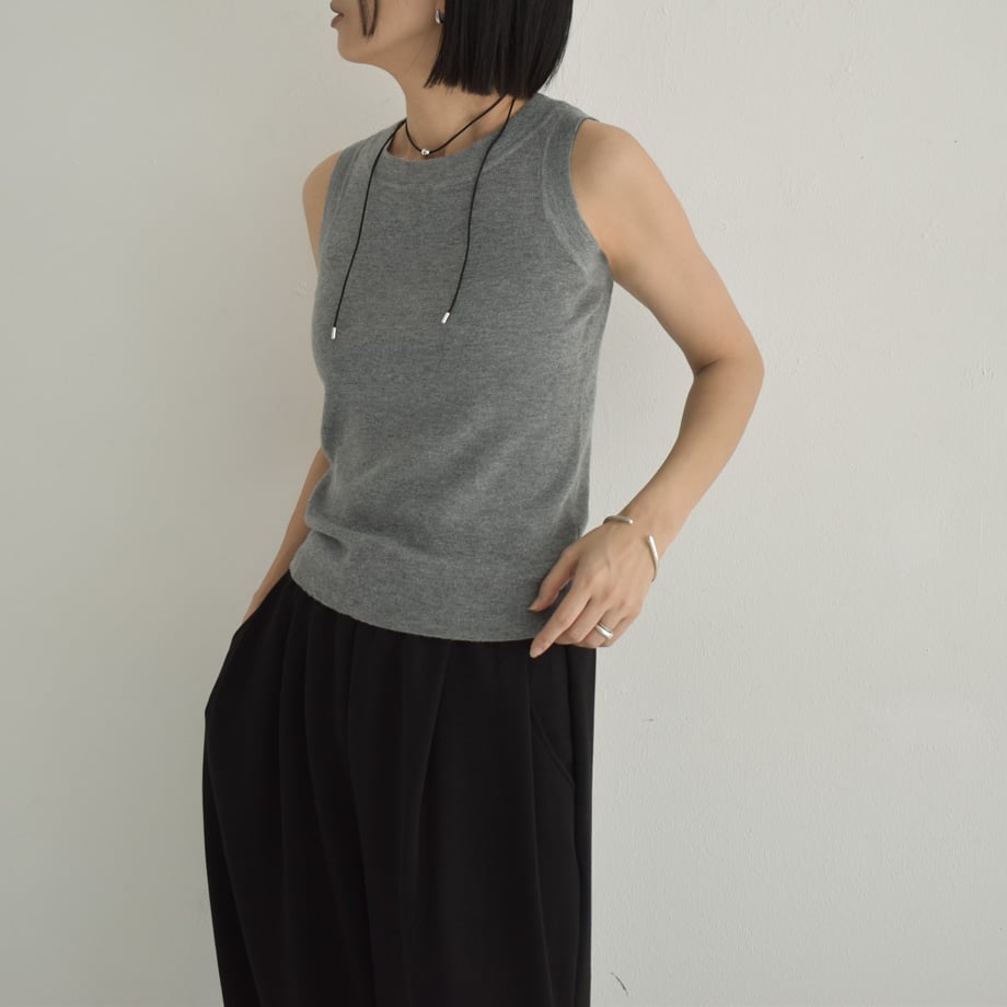 nh-knit-02325 ニット タンクトップ エクリュ グレー ブラック | L a v nh-knit-02325 ニット タンクトップ エクリュ グレー ブラック | L a v