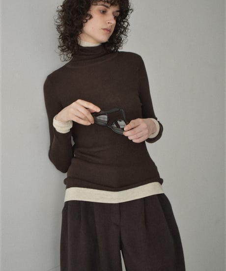 nh-knit-02366　バイカラー タートル ニット　ベージュ　ブラウン　チャコール