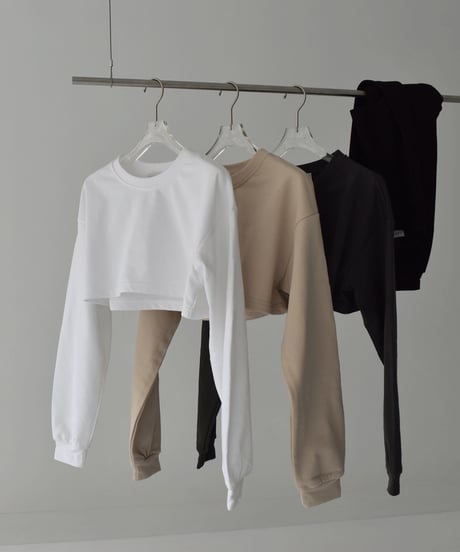 tops-02447　ショートスウェットプルオーバー　ホワイト　ベージュ　チャコール　ブラック