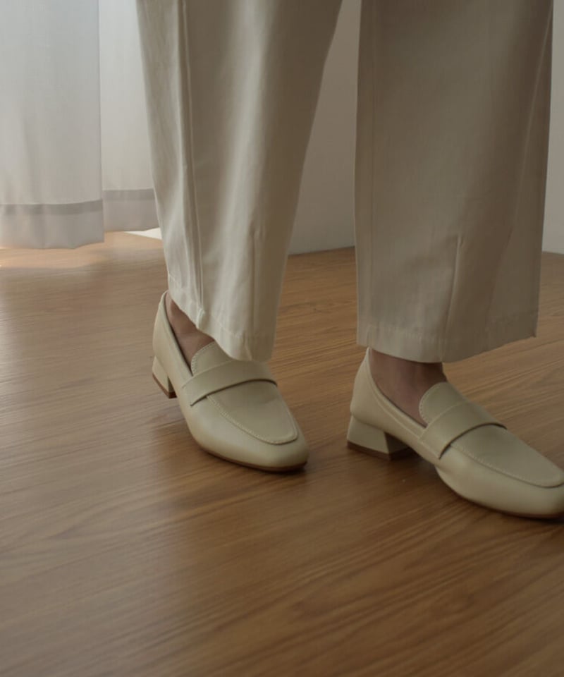 shoes-02155 クッション仕様 ヒールローファー エクリュ