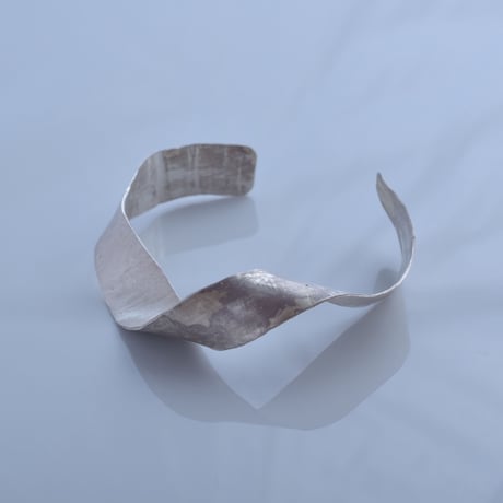 wave B ブレス