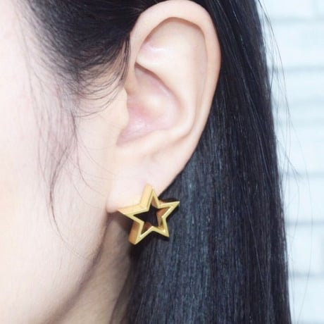 Space Star (M) ピアス