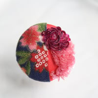 刺繍ブローチ（Kurumi和）ルビー（７月誕生石）