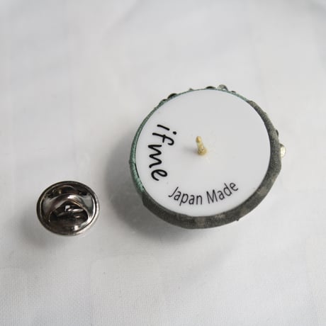 刺繍ブローチ（Kurumi和）オパール（１０月誕生石）