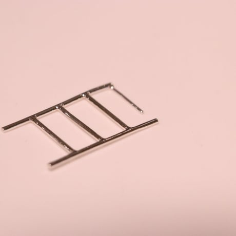 Ladder ピアス　片耳