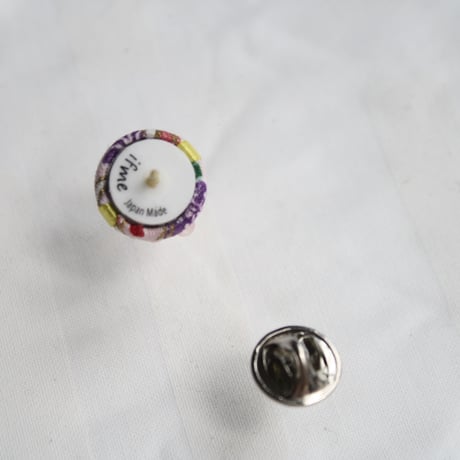 刺繍ブローチ（Kurumi和）オパール（１０月誕生石）