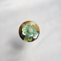 刺繍ブローチ（Kurumi和）クリソプレーズ（５月誕生石）