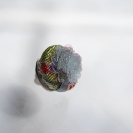 刺繍ブローチ（Kurumi和）アクアマリン（３月誕生石）