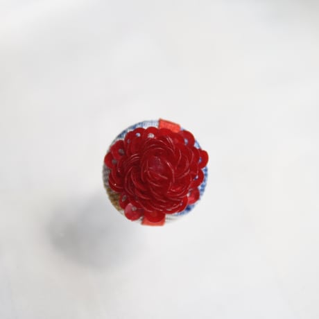 刺繍ブローチ（Kurumi和）ルビー（７月誕生石）