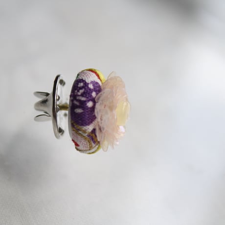 刺繍ブローチ（Kurumi和）オパール（１０月誕生石）