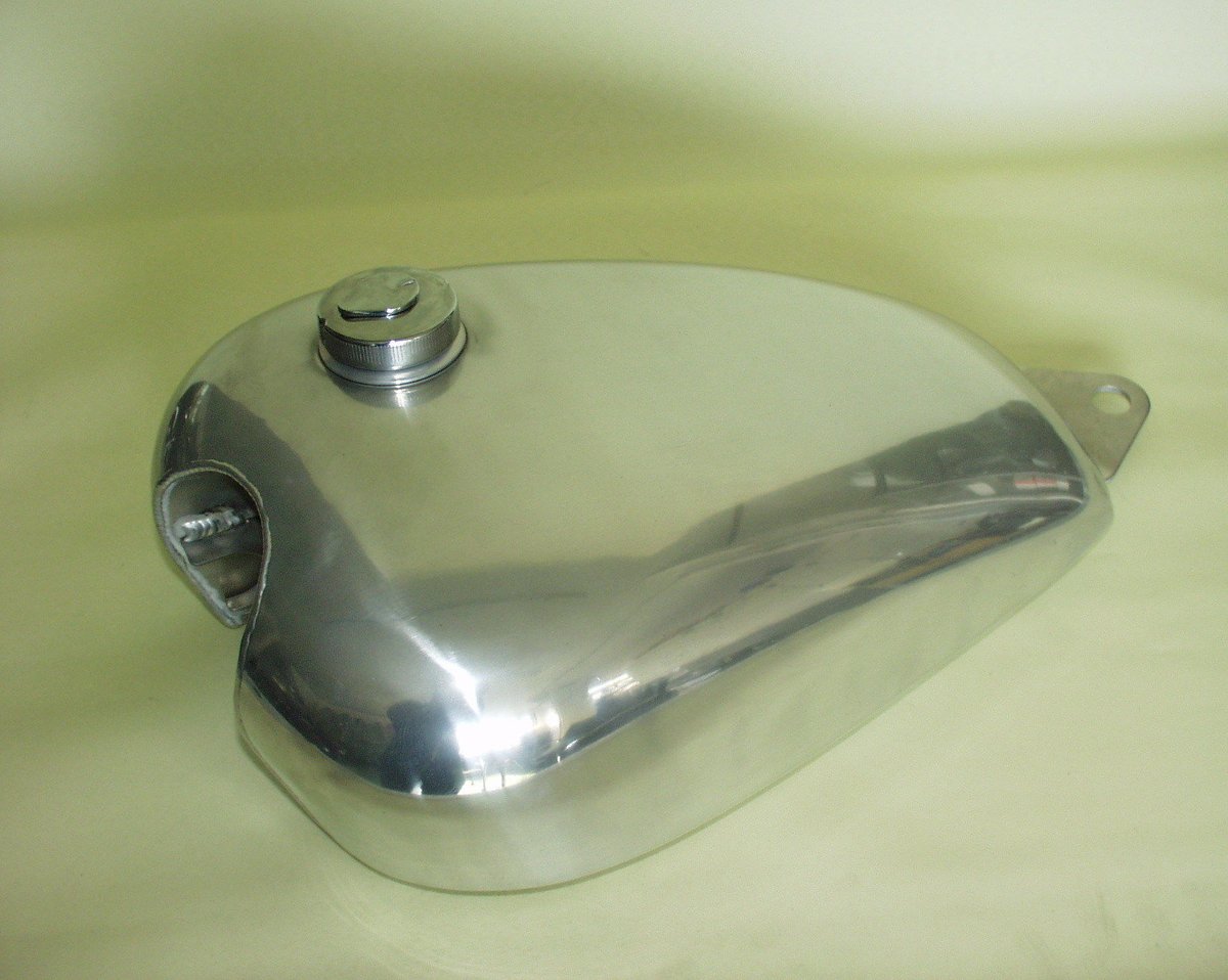 アルミガソリンタンク SRXTアルミタンク（バフ無し） 品番XT445 | BIGCEDAR ONLINE