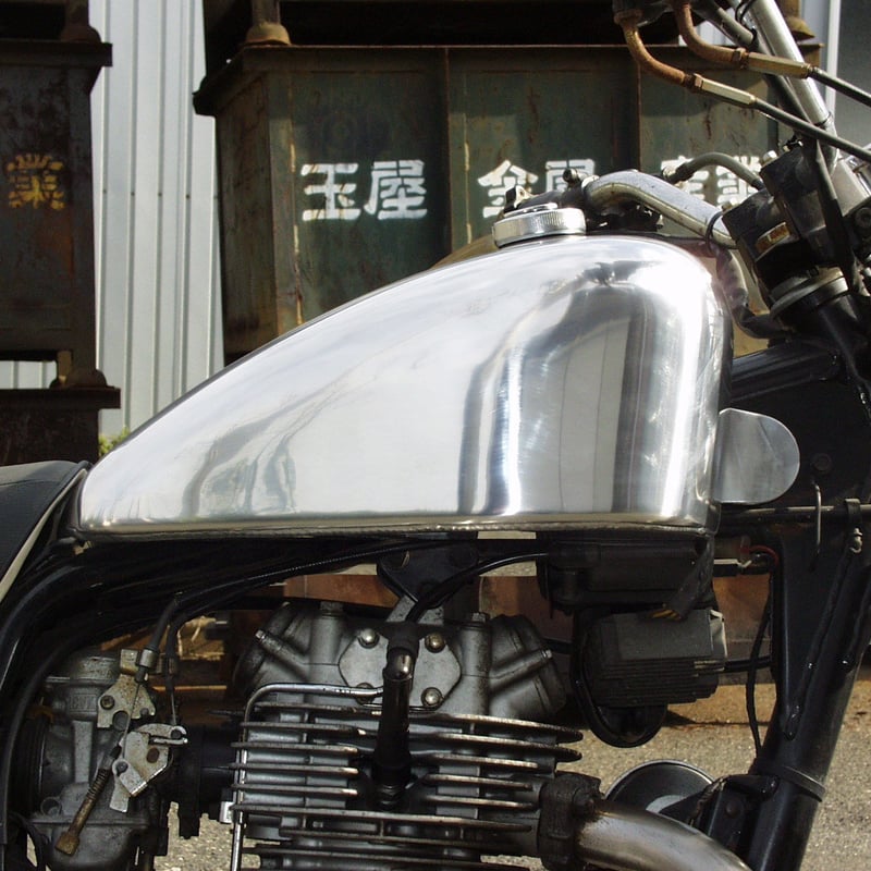 Kawasaki エストレヤ 燃料タンク 紫/ホワイト　キャブ Kawasaki エストレヤ 燃料タンク 紫/ホワイト キャブ