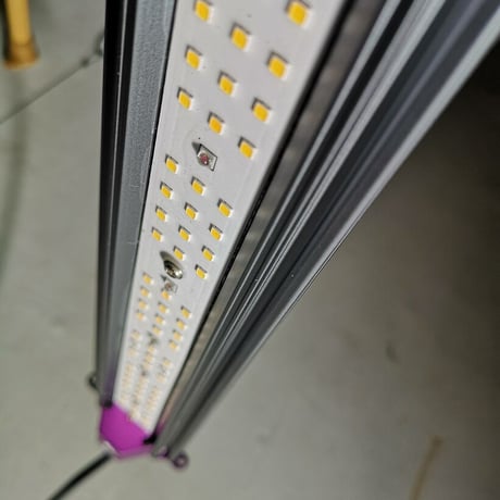 ◆ Helios Green LED シリーズ ／Helios Green LED SPESIMEN（スペシメン）