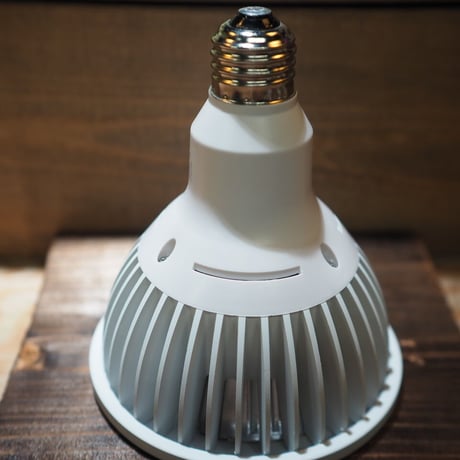 ◆ TSUKUYOMI LED-20W ／ 太陽光に近似の植物育成ライト  【ツクヨミ】