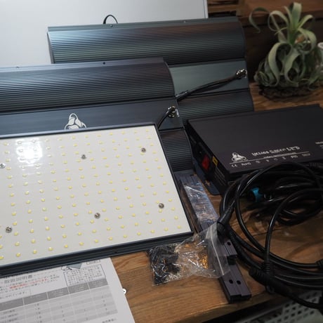 ◆ Helios Green LED PRO HGP-303／ 広域照射植物育成ライト 【ヘリオス PRO】