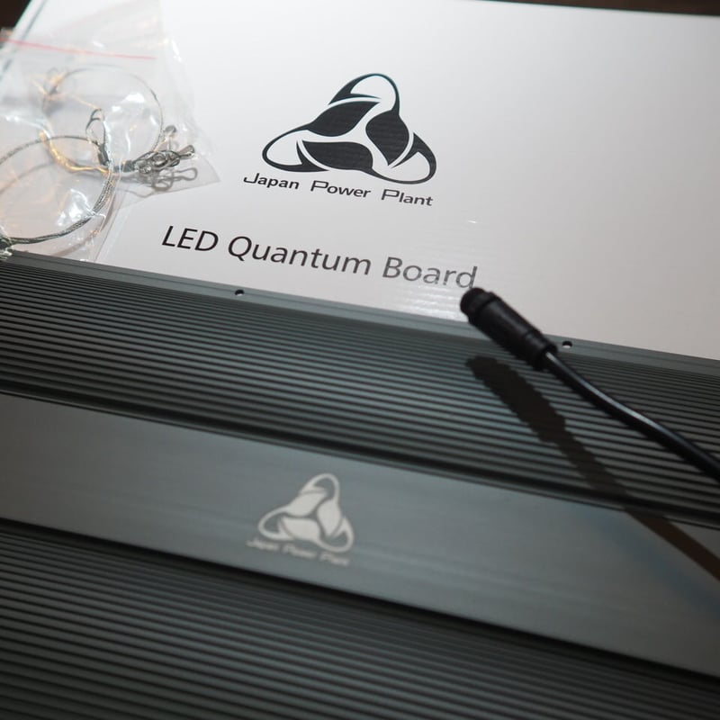 Helios Green PRO LED Quantum Board 2個セット Helios Green LED PRO ※パネルのみ（増設用） | JPP ONLINE
